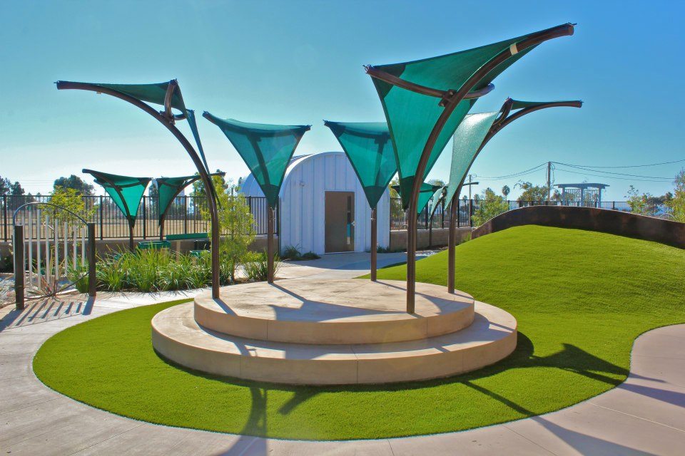 Synthetic Grass - Image 2